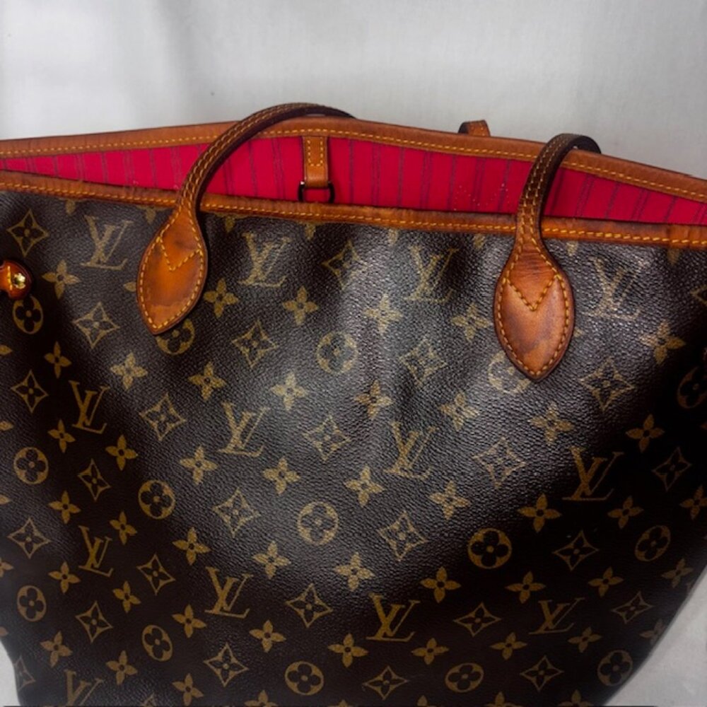 Louis Vuitton Neverfull MM Monogram V Grenade Tote - Picture 7 of 13